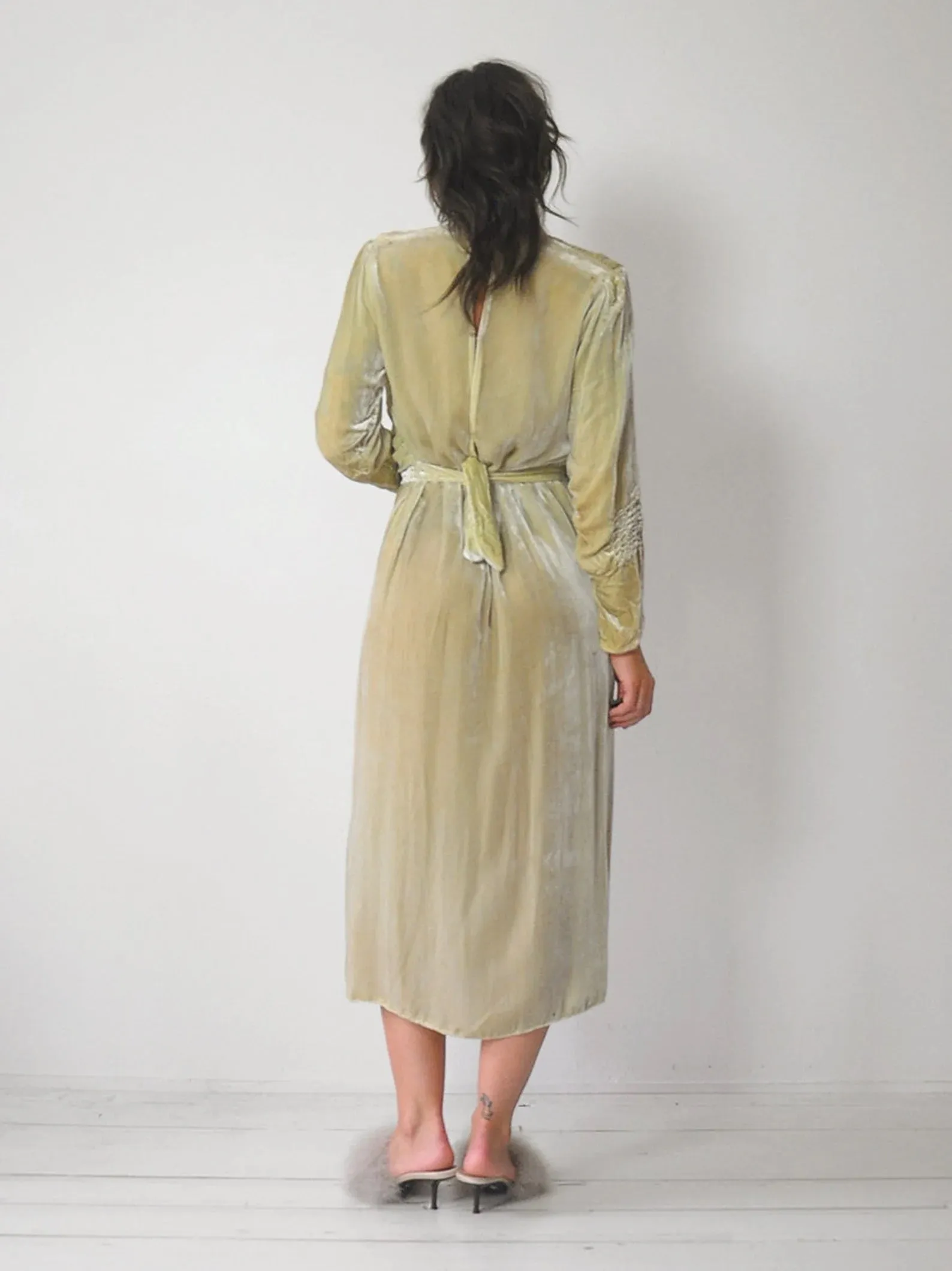 1920's/30's Pear Green Velvet Dress