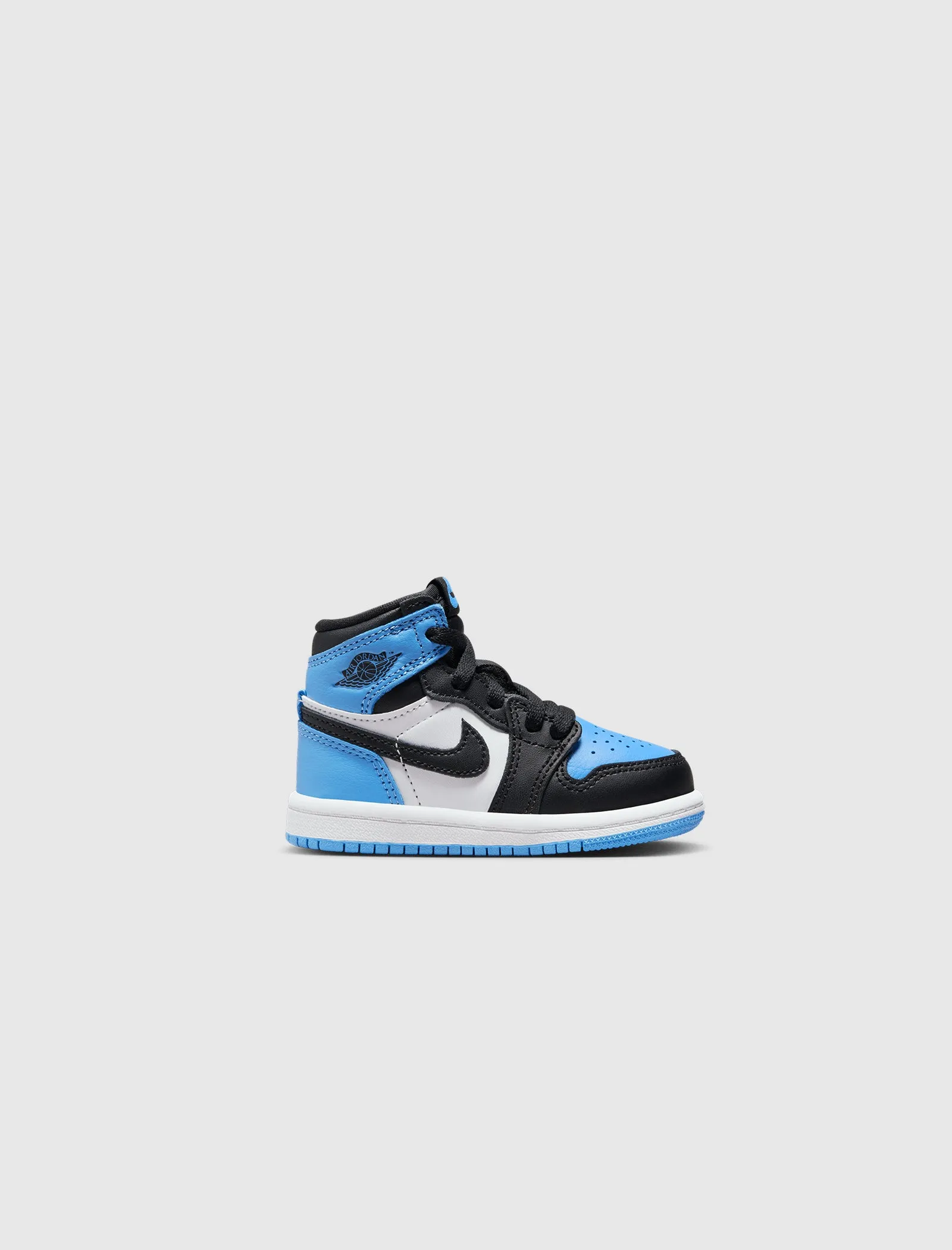 AIR JORDAN 1 RETRO HIGH OG "UNIVERSITY BLUE" TD