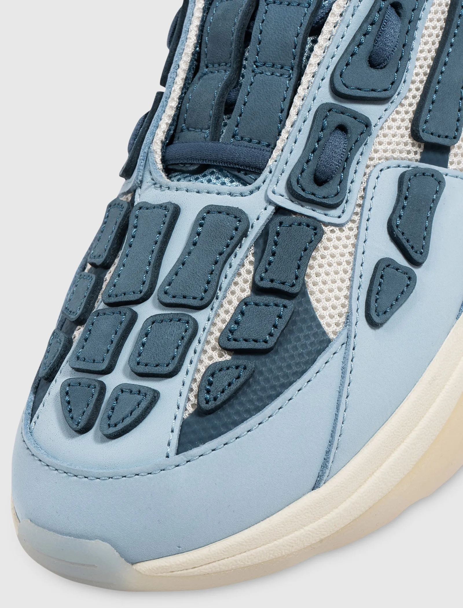 BONE RUNNER BABY BLUE