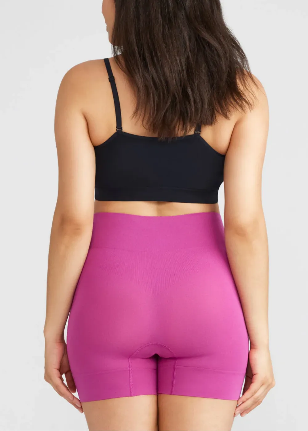 Bria Comfortably Curved Smoothing Short - Seamless