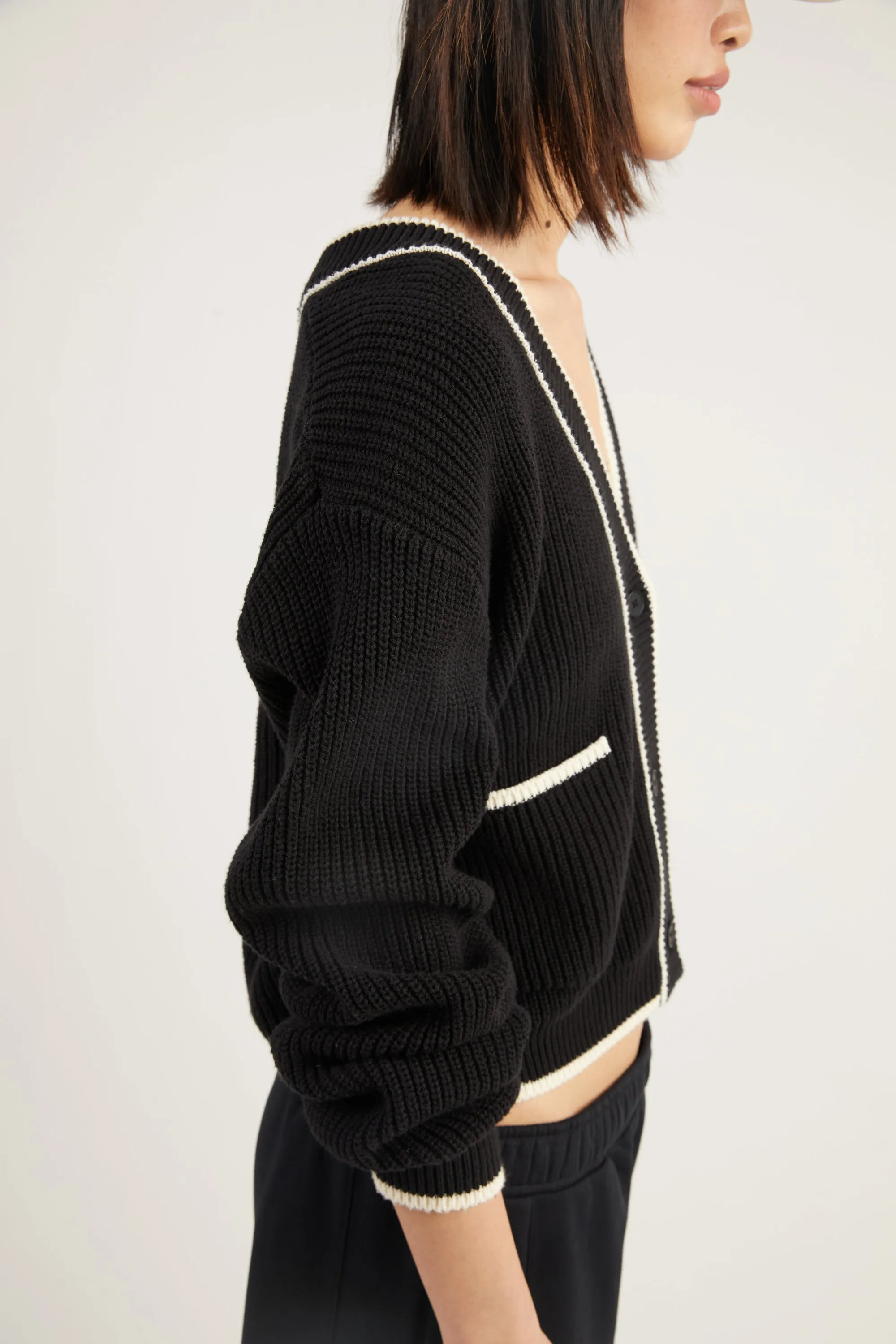 CONTRAST TRIM VARSITY CARDIGAN