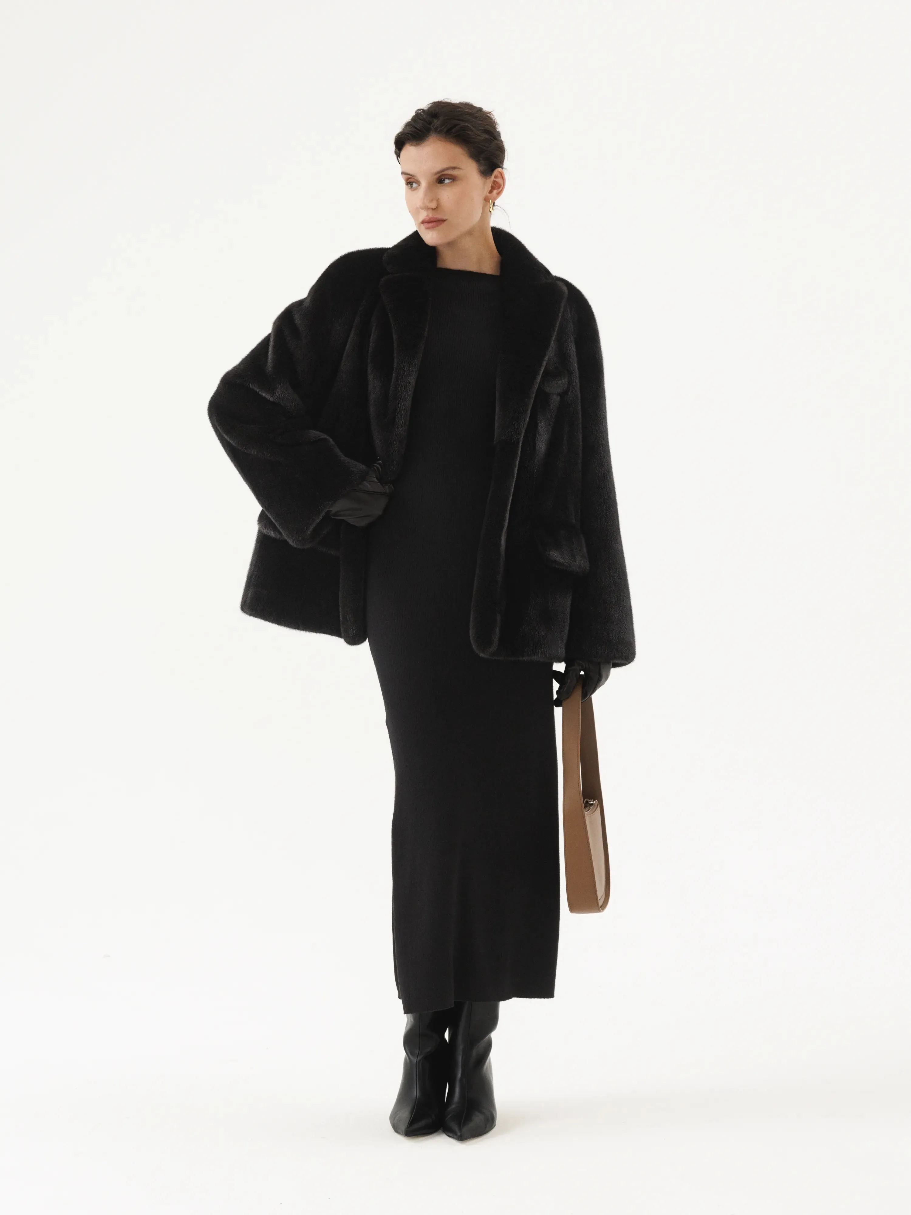 Mink fur coat in an incredible off-white shade with an English collar