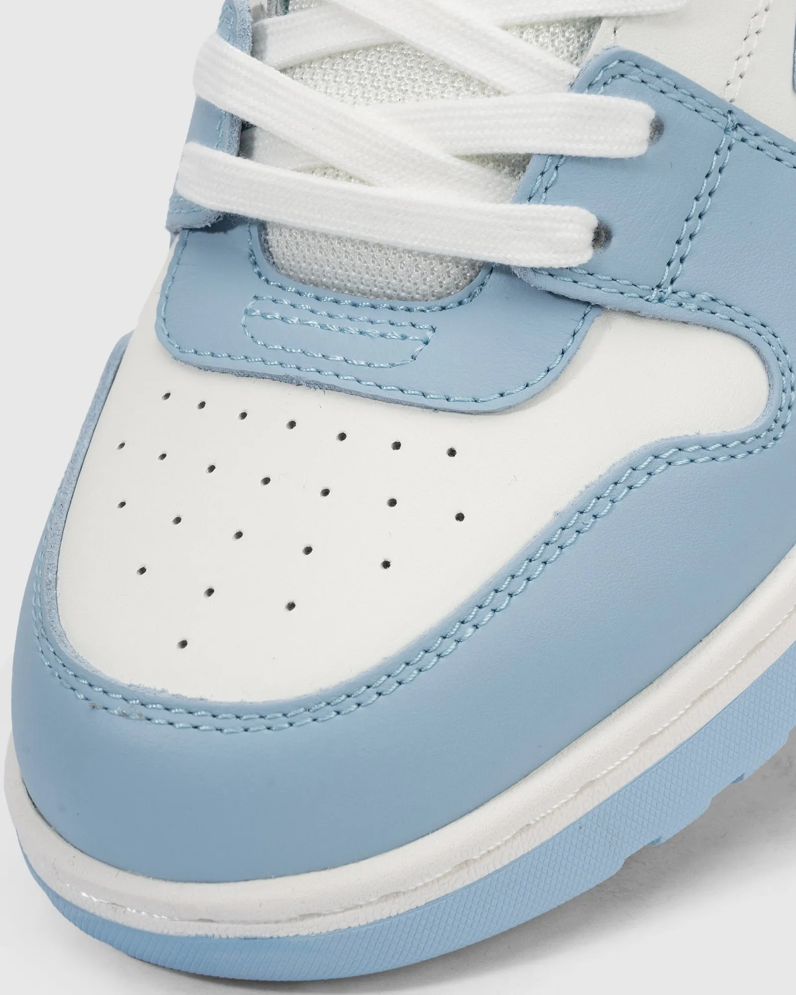 OUT OF OFFICE SNEAKER WHITE/LIGHT BLUE