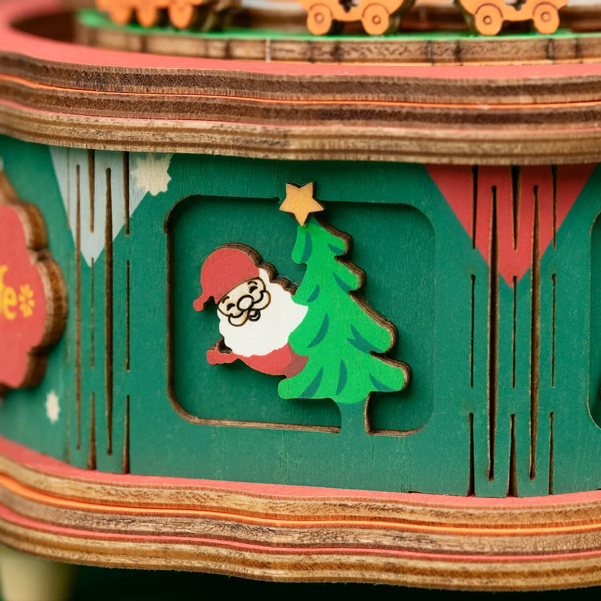 Rolife Christmas Town Music Box AM46