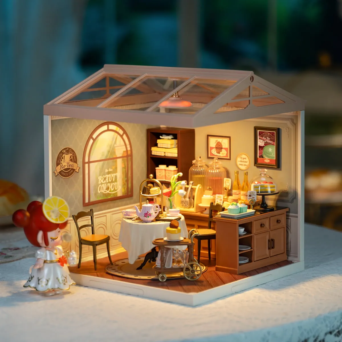 Rolife Sweet Sips Tea DIY Plastic Miniature House DW011