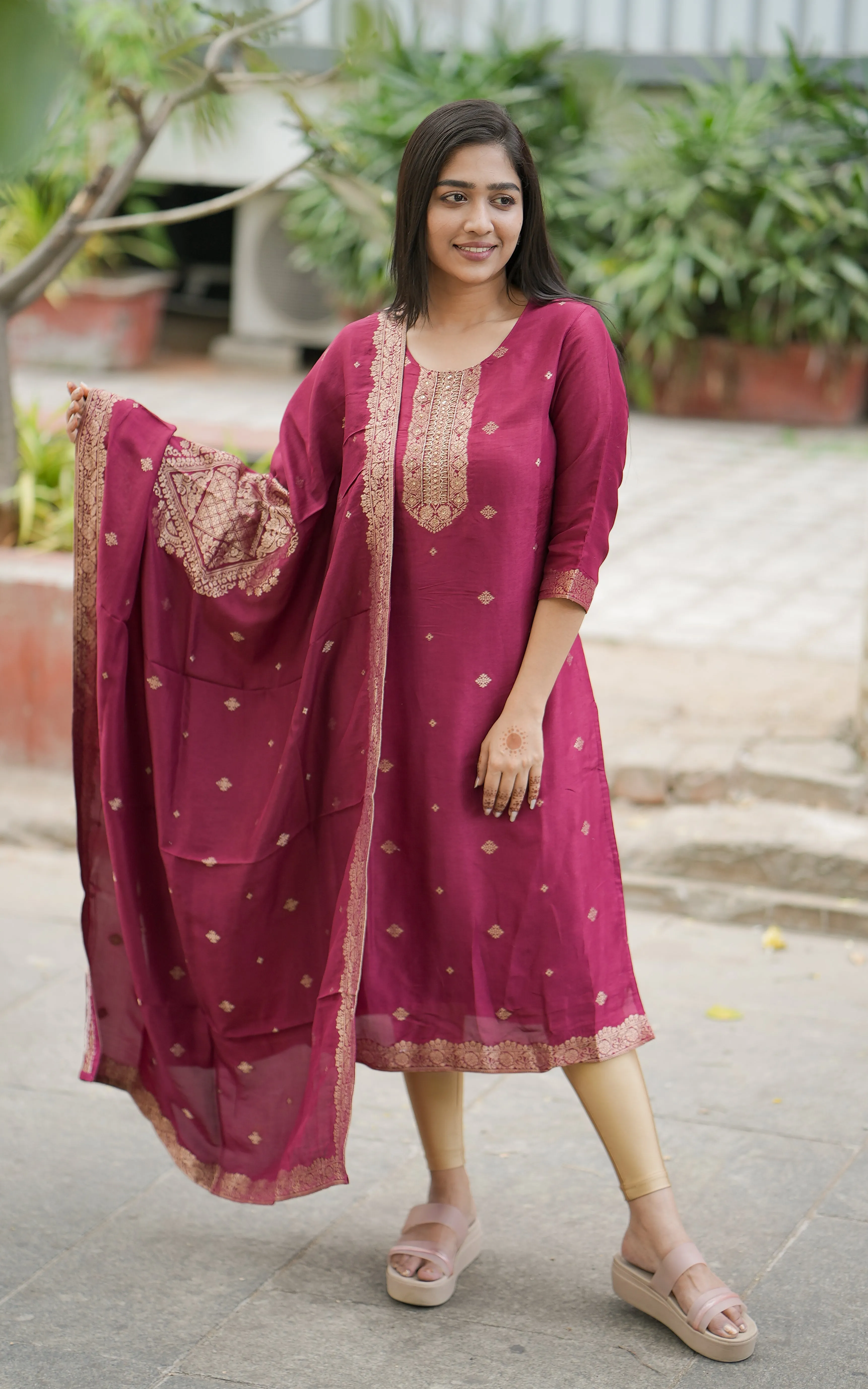 Suhana Maroon (Kurti  Dupatta)