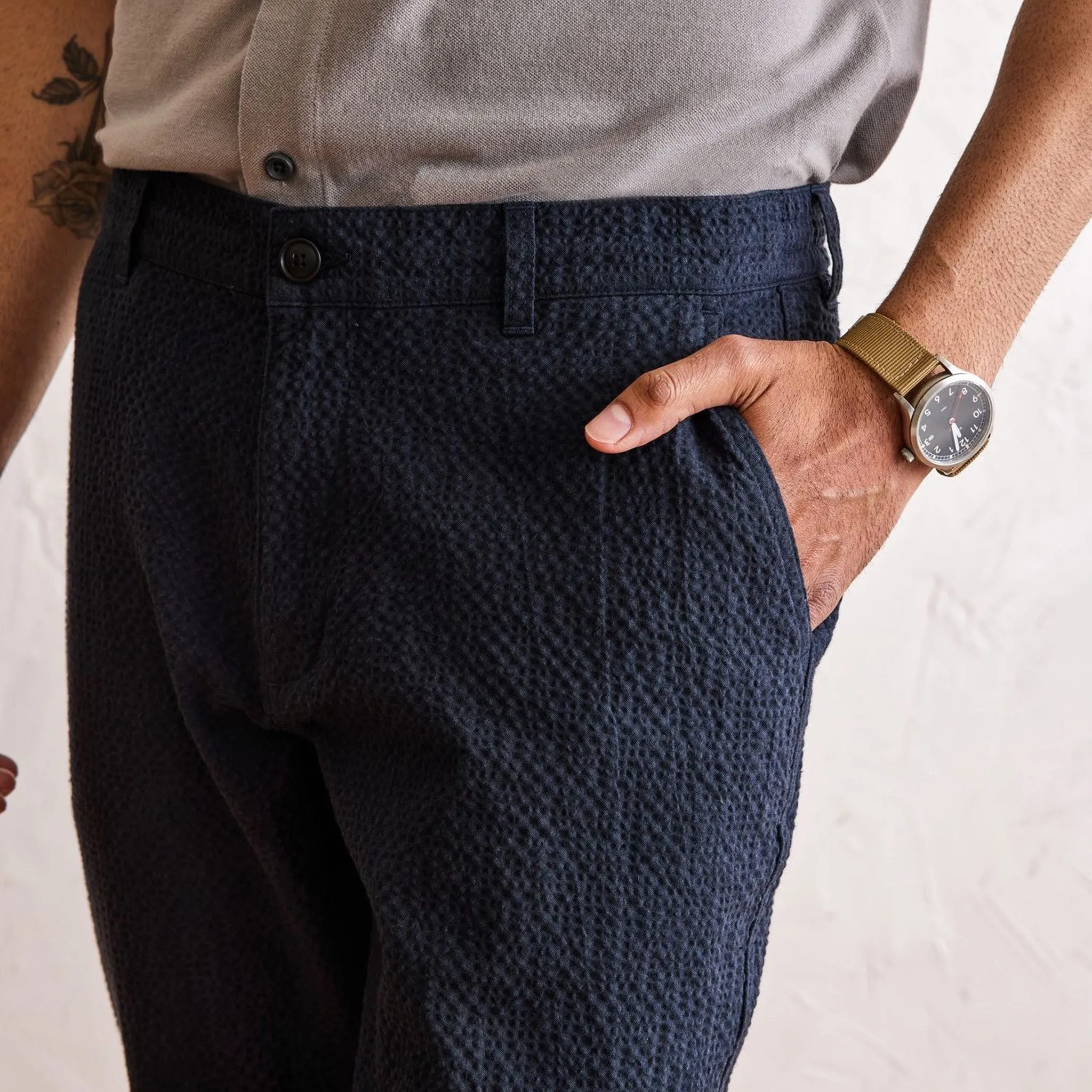 The Easy Pant in Heather Navy Seersucker