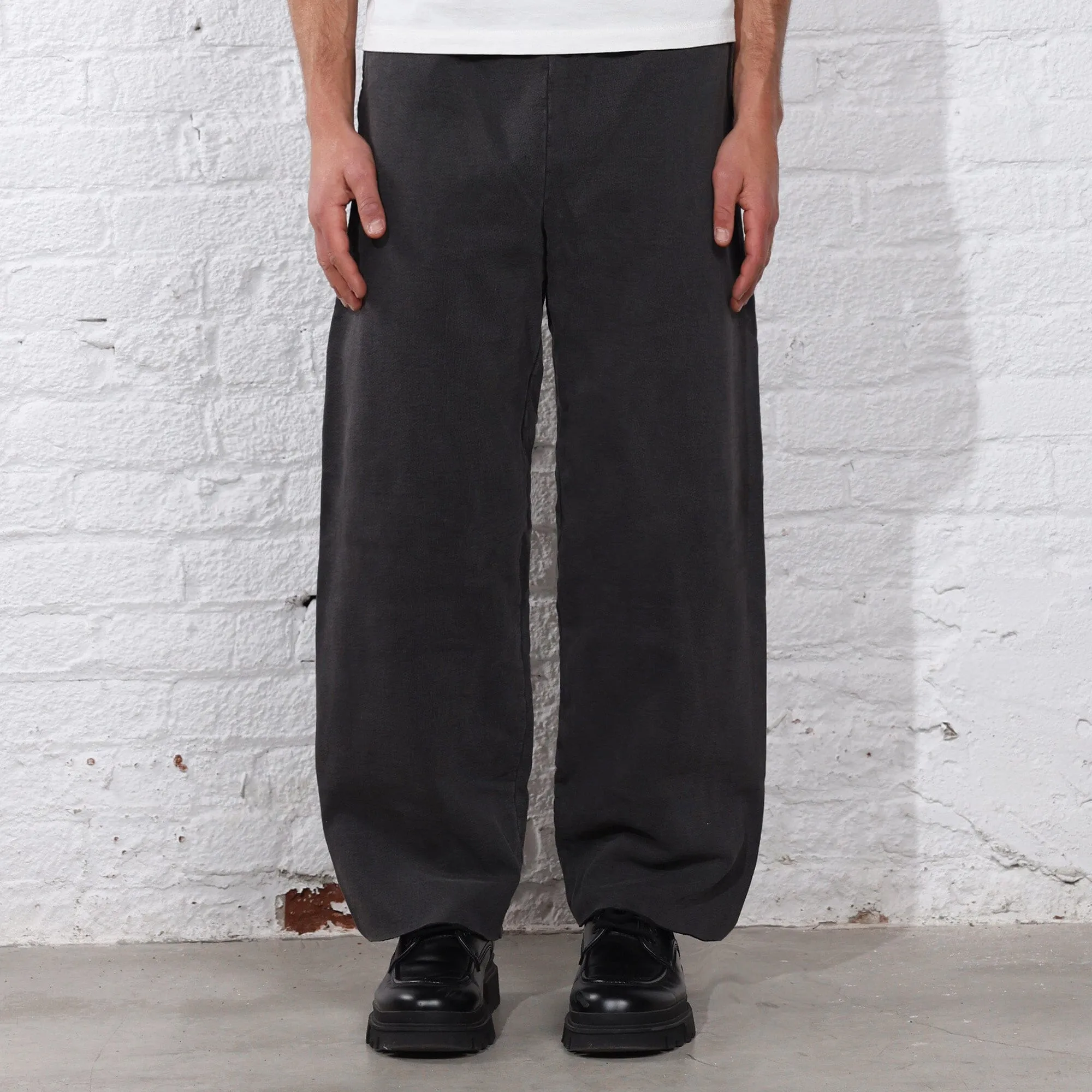 The Ludlow Crop Sweatpants